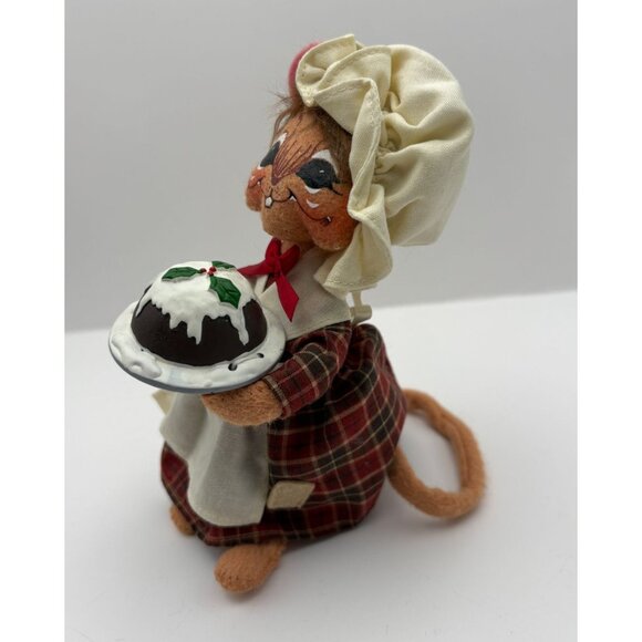 Annalee Storybook Mouse Martha Cratchet Dickens Christmas Carol Doll 2010 - Picture 6 of 8